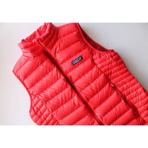 Patagonia Womens Down Sweater Vest Maraschino Size Medium - Picture 4 of 12